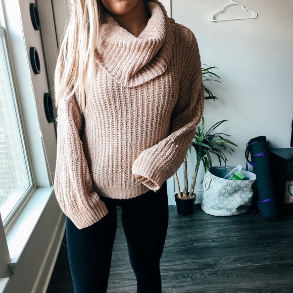 Express Sweaters - EXPRESS // Chenille Cowl Sweater